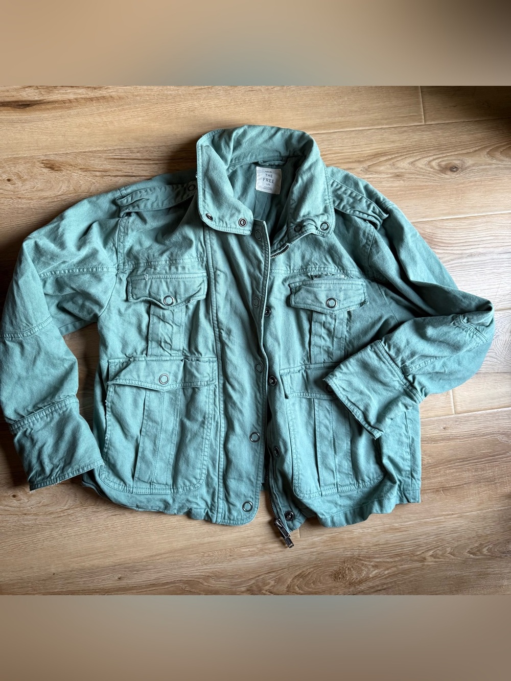Free People We The Free Sage Green Jacket with Front Pockets - Picture 3 of 8